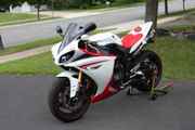****YAMAHA YZF R1 raven VERSION****
